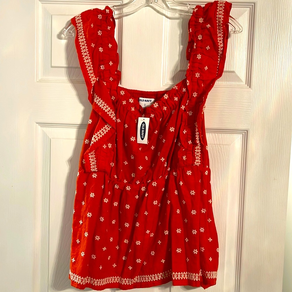 Super Sweet Top - ruched around bust area - new with tags
